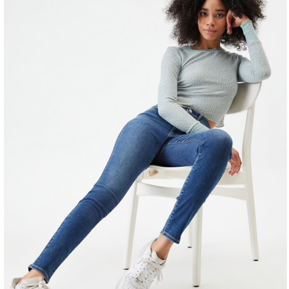 PacSun Denim - NWT PacSun Medium Super High Waisted Jeggings